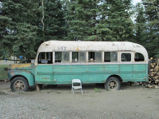 Autobús mágico donde vivió Christian McCandless durante su estancia en Alaska